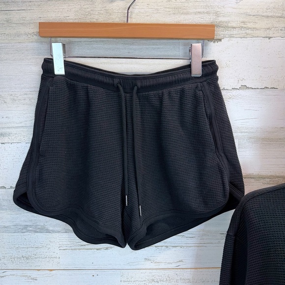 Athleta 2pc Black Waffle Knit Set Half Zip Pullover & Shorts Cozy Small - Picture 10 of 13